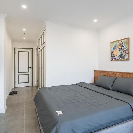 Location/Big Group/Private Villa With Pool And Kitchen Hanoi Bagian luar foto