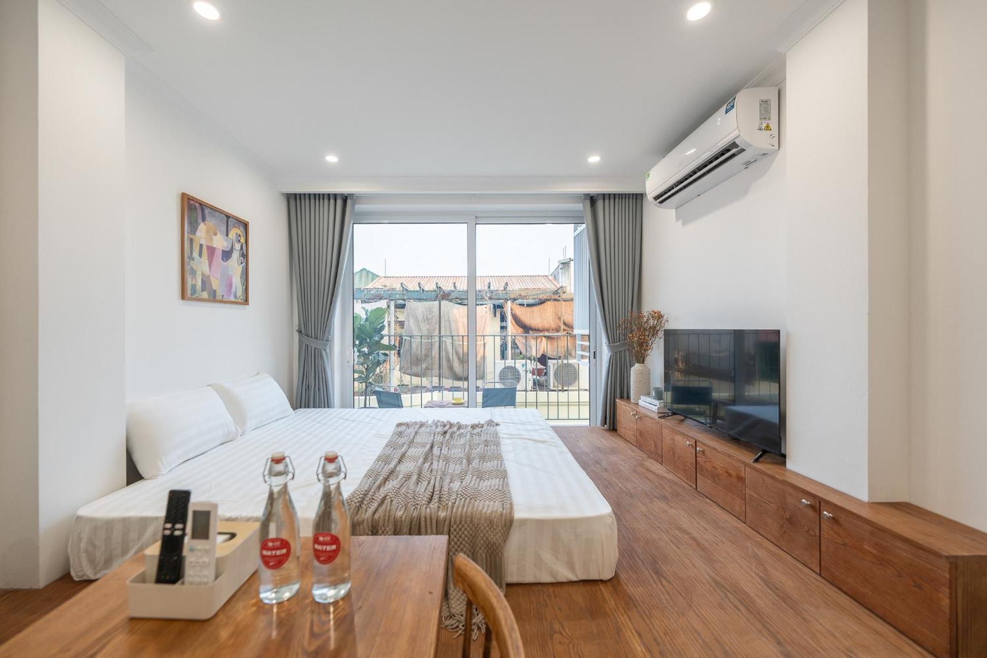 Location/Big Group/Private Villa With Pool And Kitchen Hanoi Bagian luar foto