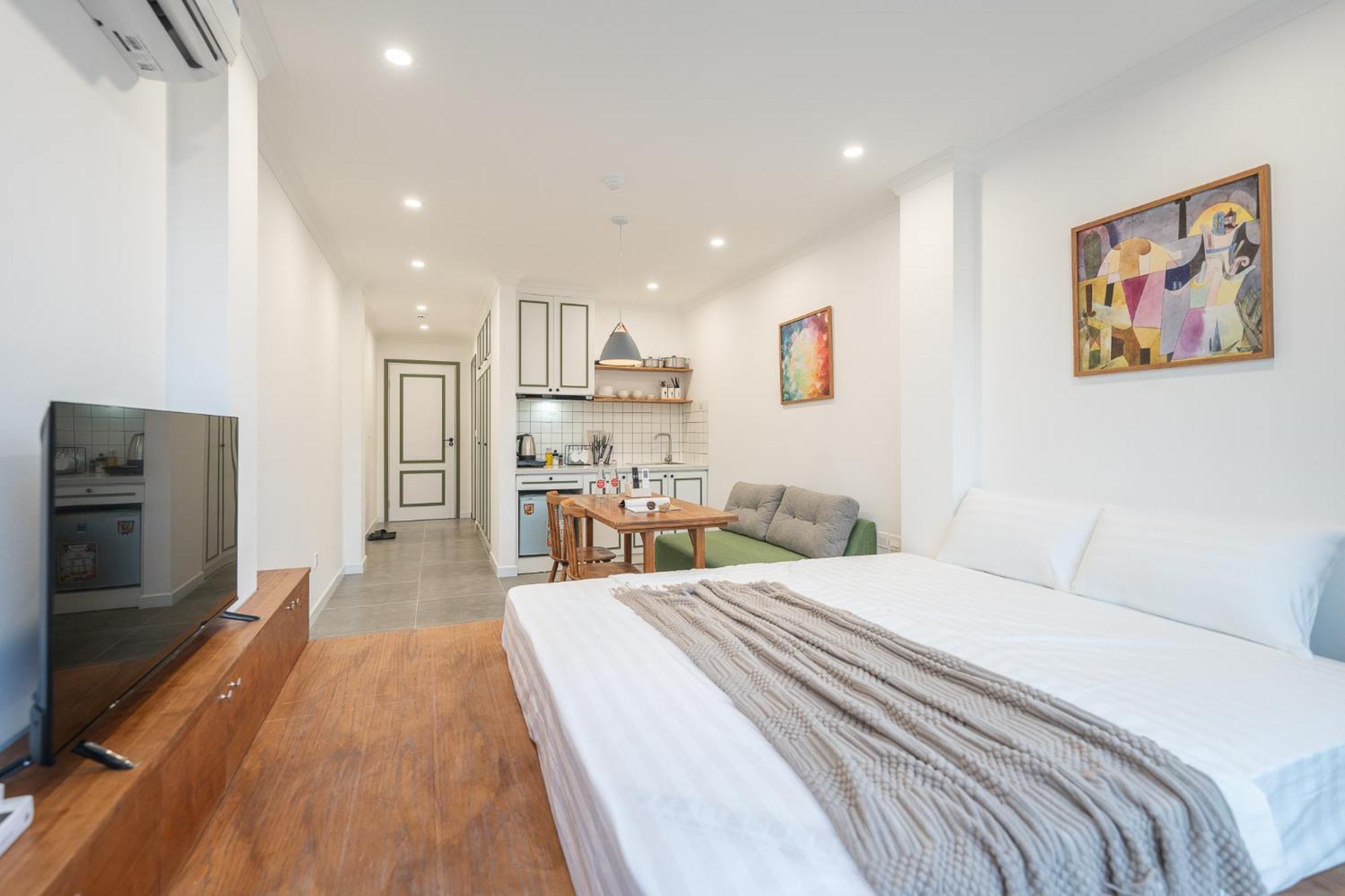 Location/Big Group/Private Villa With Pool And Kitchen Hanoi Bagian luar foto