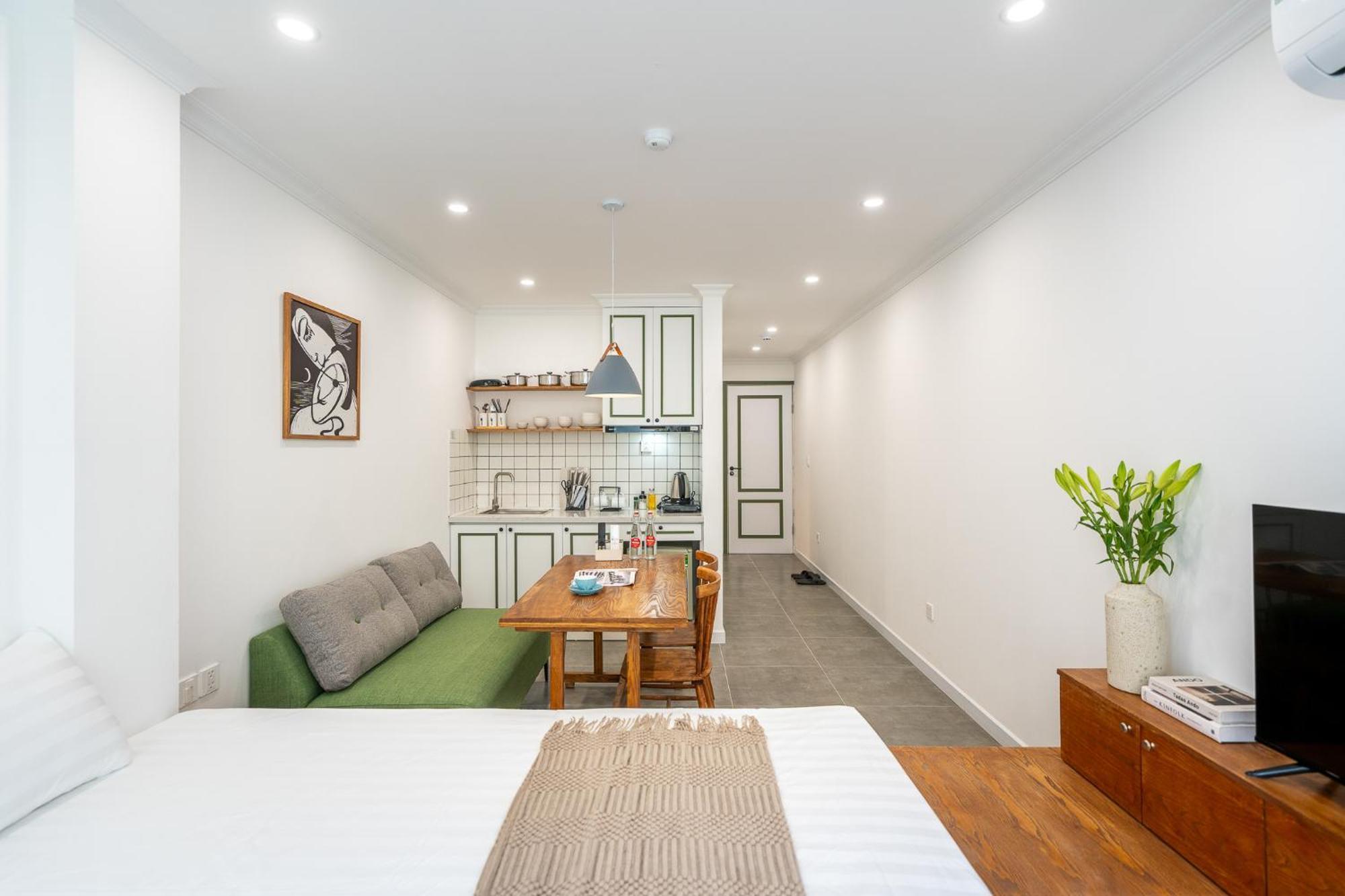 Location/Big Group/Private Villa With Pool And Kitchen Hanoi Bagian luar foto