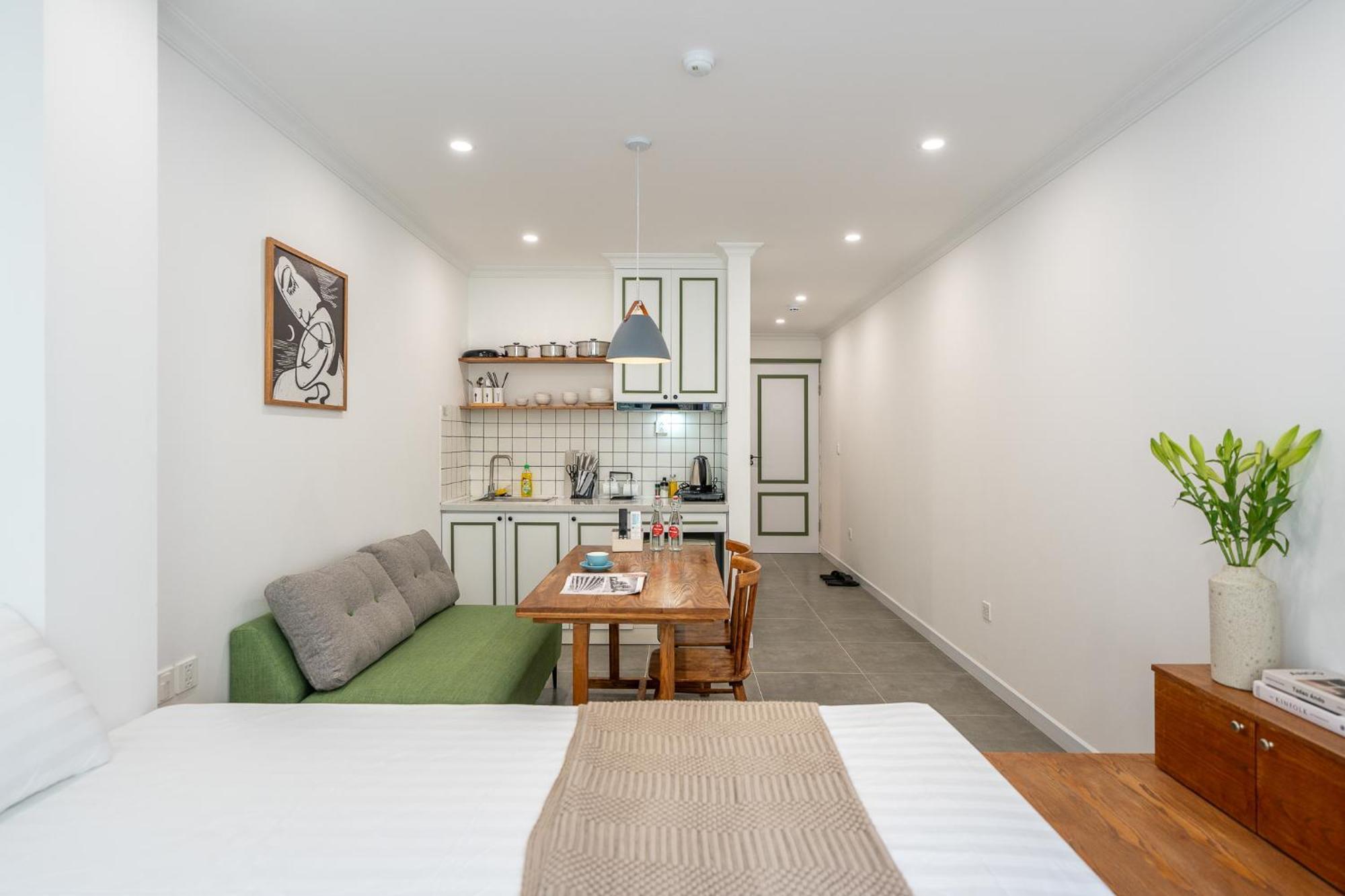 Location/Big Group/Private Villa With Pool And Kitchen Hanoi Bagian luar foto