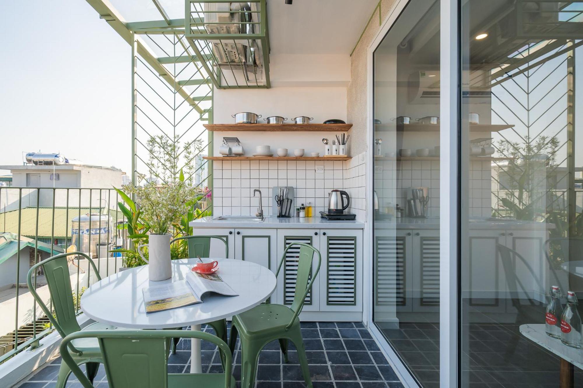 Location/Big Group/Private Villa With Pool And Kitchen Hanoi Bagian luar foto