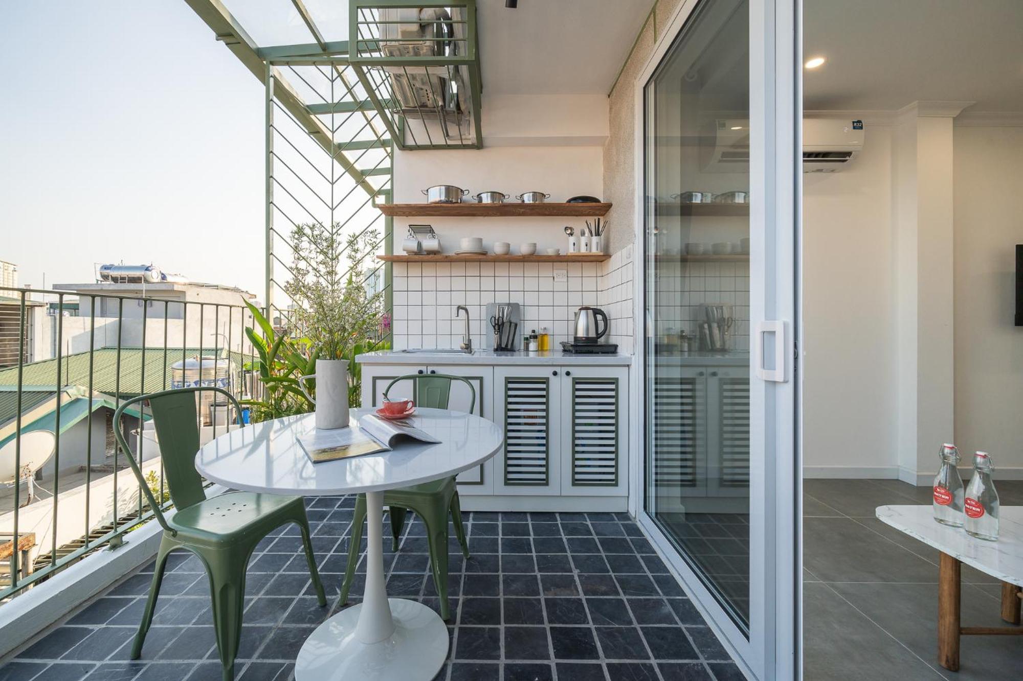 Location/Big Group/Private Villa With Pool And Kitchen Hanoi Bagian luar foto