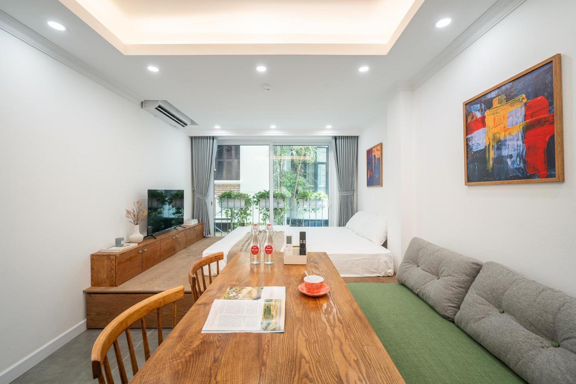 Location/Big Group/Private Villa With Pool And Kitchen Hanoi Bagian luar foto