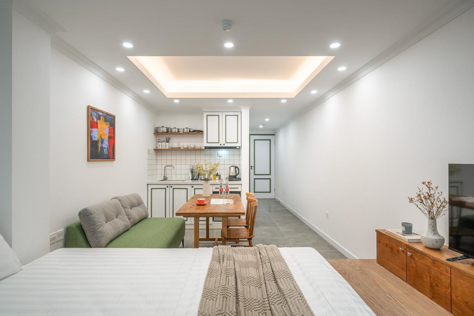 Location/Big Group/Private Villa With Pool And Kitchen Hanoi Bagian luar foto