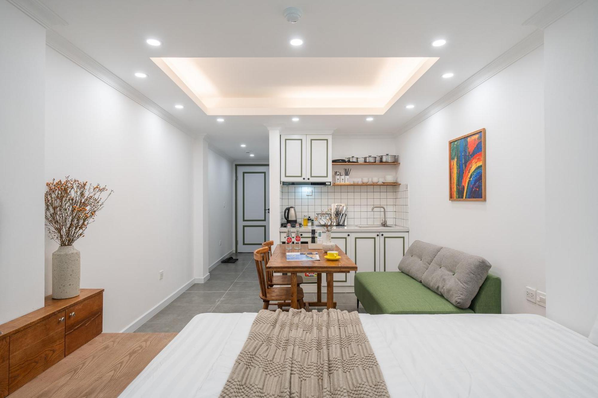 Location/Big Group/Private Villa With Pool And Kitchen Hanoi Bagian luar foto