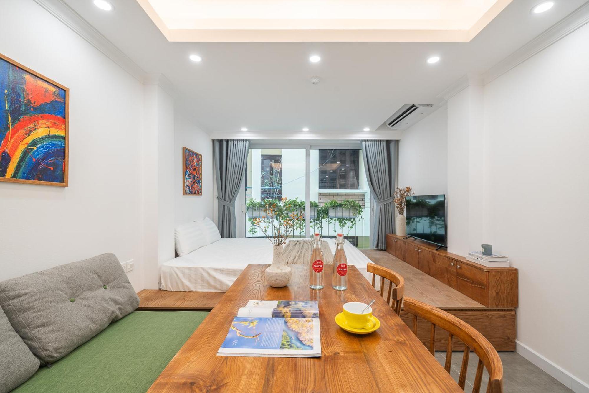 Location/Big Group/Private Villa With Pool And Kitchen Hanoi Bagian luar foto